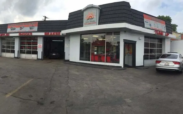 Photo of Sun Auto Werks, an auto repair shop in Chicago, IL
