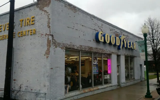 Photo of Steve's Tire & Auto Service, an auto repair shop in Morris, IL