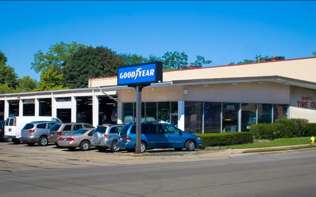 Photo of Berry Tire & Auto, an auto repair shop in Libertyville, IL