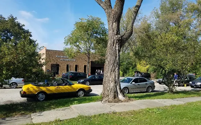 Photo of Petersen Automotive, an auto repair shop in Skokie, IL