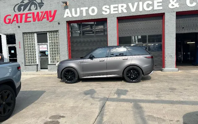 Photo of Gateway Auto Service And Collision inc, an auto repair shop in Chicago, IL