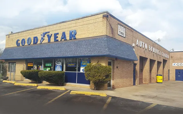 Photo of TRL Tire Service Corp, an auto repair shop in South Chicago Heights, IL