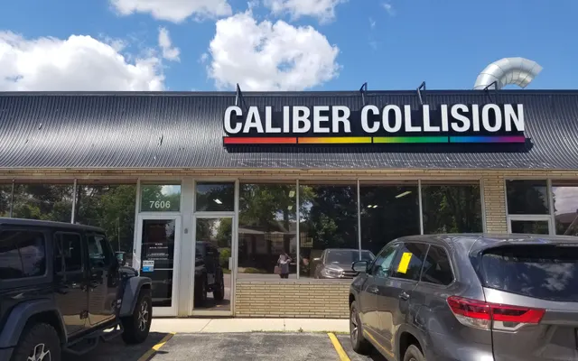 Photo of Caliber Collision, an auto repair shop in Chicago, IL