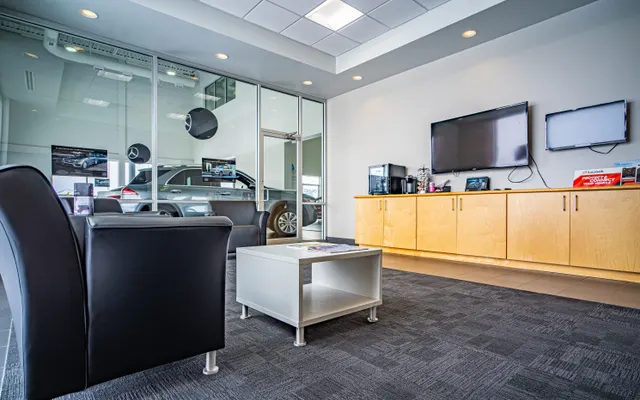 Photo of Mercedes-Benz of Sycamore Service, an auto repair shop in Sycamore, IL