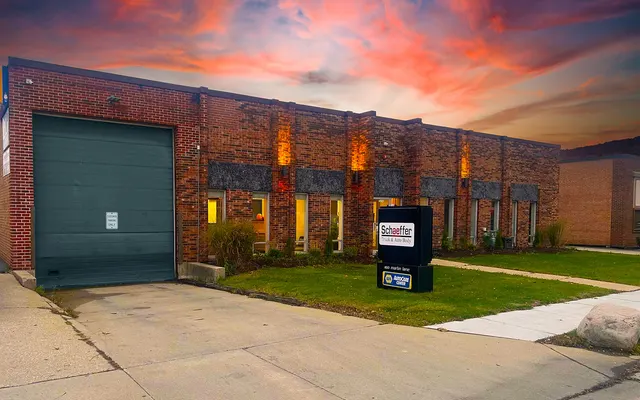 Photo of Schaeffer Auto Body, an auto repair shop in Elk Grove Village, IL