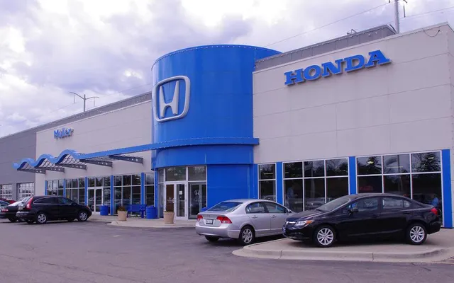 Photo of Honda Service - Muller Honda Service Department, an auto repair shop in Highland Park, IL