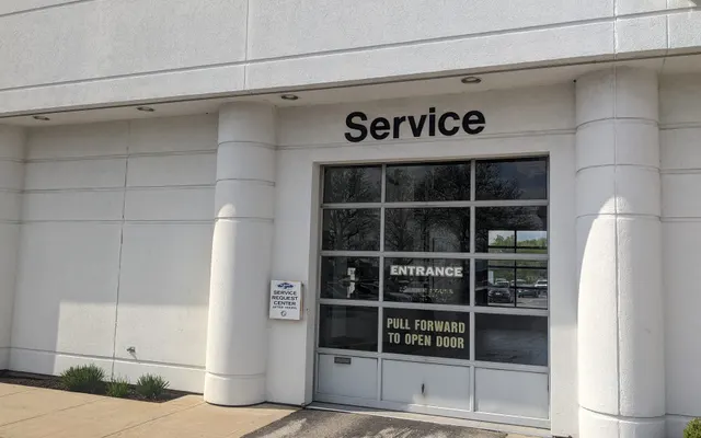 Photo of Lou Bachrodt BMW Service Center, an auto repair shop in Rockford, IL