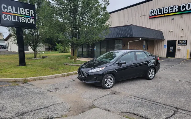 Photo of Caliber Collision, an auto repair shop in Mishawaka, IN