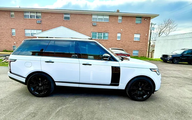 Photo of Land Rover Indianapolis Service, an auto repair shop in Indianapolis, IN