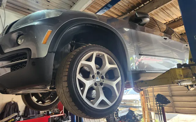 Photo of Los camaradas tire and mechanic shop, an auto repair shop in Indianapolis, IN