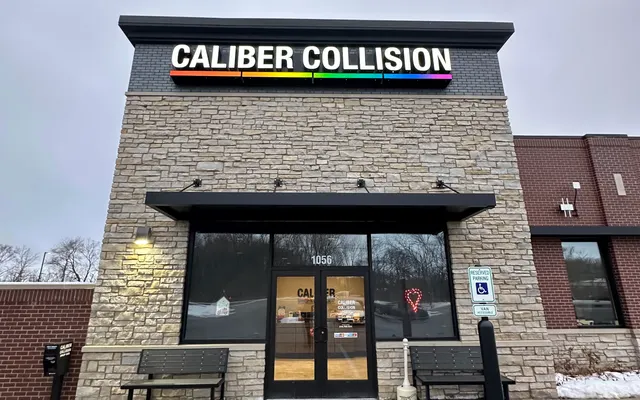 Photo of Caliber Collision, an auto repair shop in Valparaiso, IN