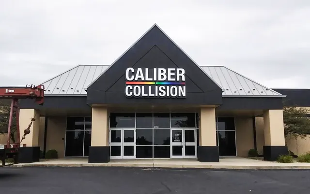 Photo of Caliber Collision, an auto repair shop in Fort Wayne, IN