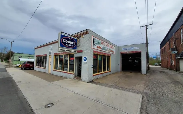 Photo of Main Street Auto, an auto repair shop in Elwood, IN