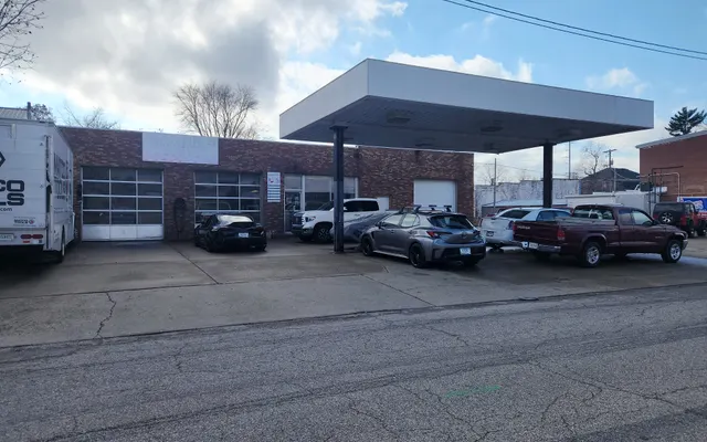 Photo of Julian's Automotive LLC, an auto repair shop in Fort Branch, IN