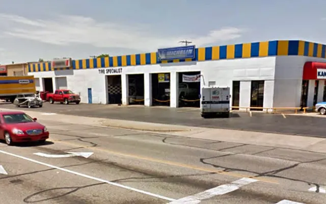 Photo of Kansasland Tire and Service, an auto repair shop in Salina, KS