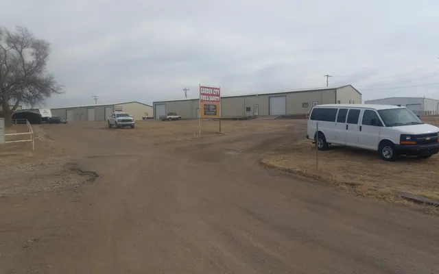 Photo of 1STOPSHOP, an auto repair shop in Garden City, KS