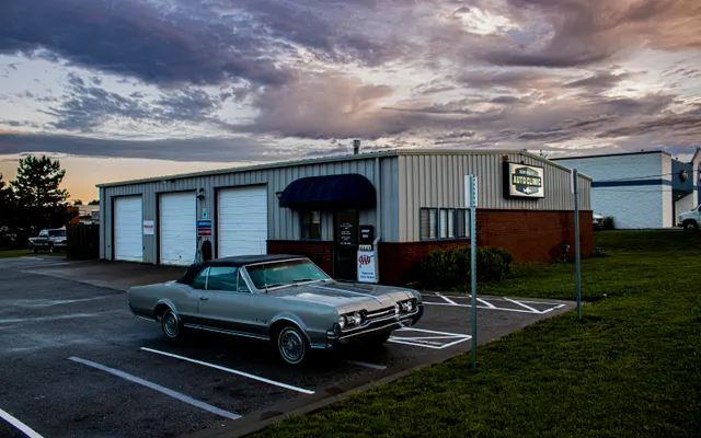 Photo of Blue Valley Auto Clinic - KC Auto Clinics, an auto repair shop in Overland Park, KS