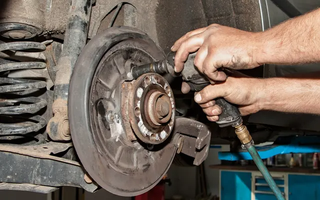 Photo of Hill's Automotive, an auto repair shop in Owensboro, KY