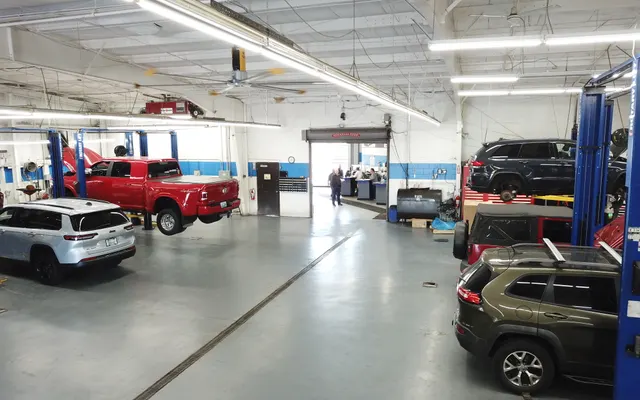 Photo of Service Center - Chrysler Dodge Jeep Ram, an auto repair shop in Florence, KY
