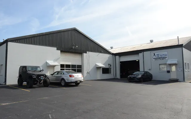 Photo of Quality Refinishing & Mechanical, an auto repair shop in Franklin, KY