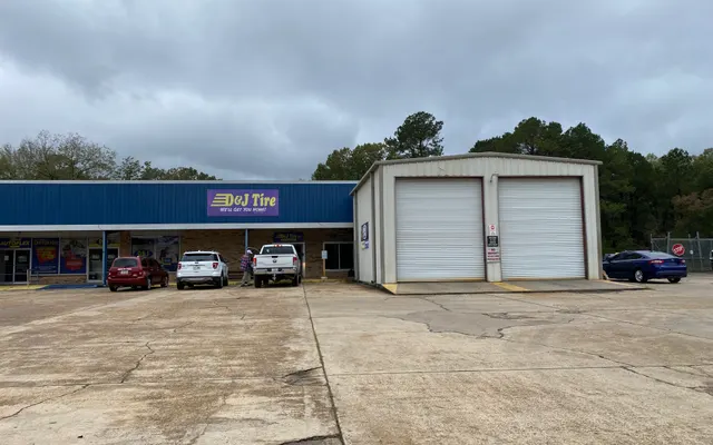 Photo of National Tire & Auto, an auto repair shop in Pineville, LA