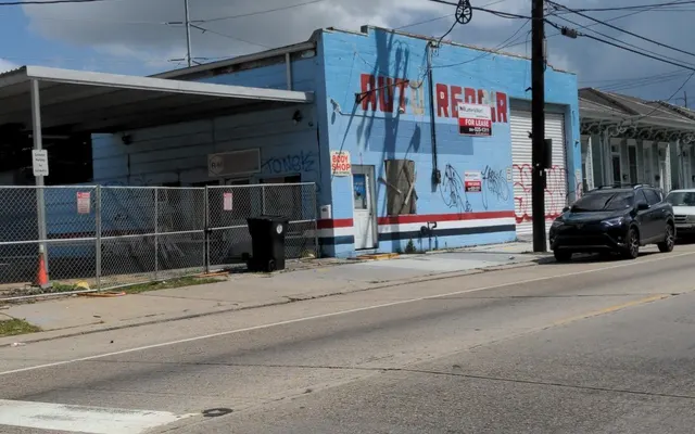 Photo of Wrens Collision & Complete Car Care, an auto repair shop in New Orleans, LA