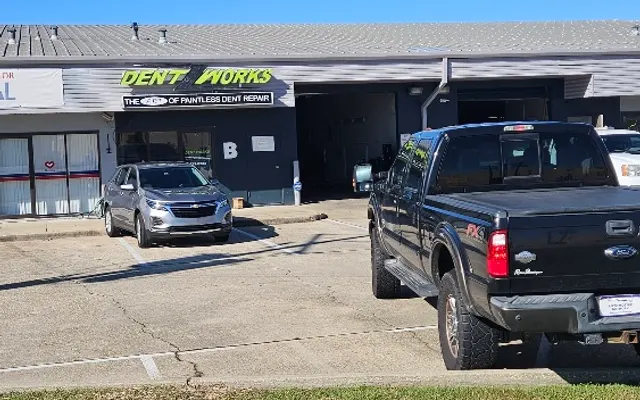 Photo of Dent Works, an auto repair shop in Baton Rouge, LA