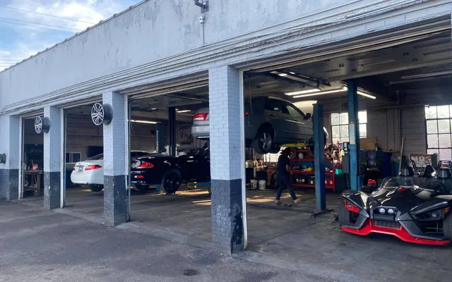 Photo of H&H Auto, an auto repair shop in Baltimore, MD