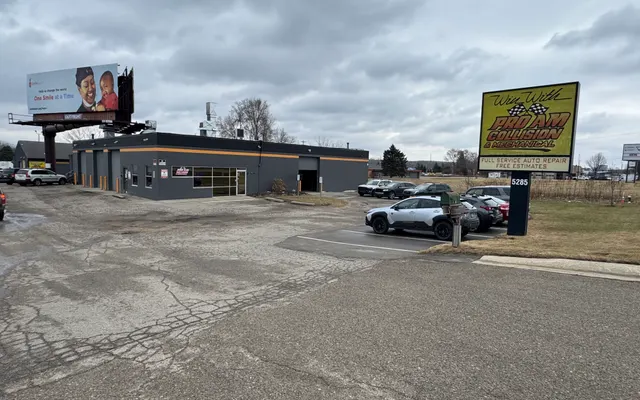 Photo of Pro Am Collision & Mechanical, an auto repair shop in Grand Rapids, MI