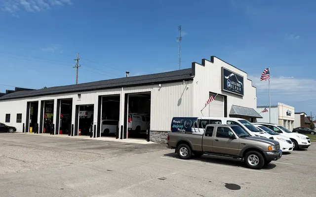 Photo of D's Auto & Truck Repair, an auto repair shop in Holland, MI