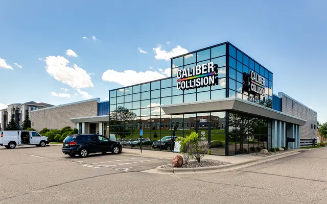 Photo of Caliber Collision, an auto repair shop in Apple Valley, MN