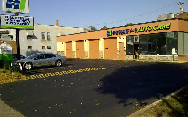 Photo of Honest-1 Auto Care, an auto repair shop in Minneapolis, MN