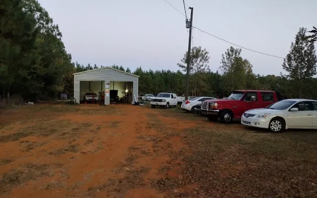 Photo of Cox and sons,LLC, an auto repair shop in Pontotoc, MS