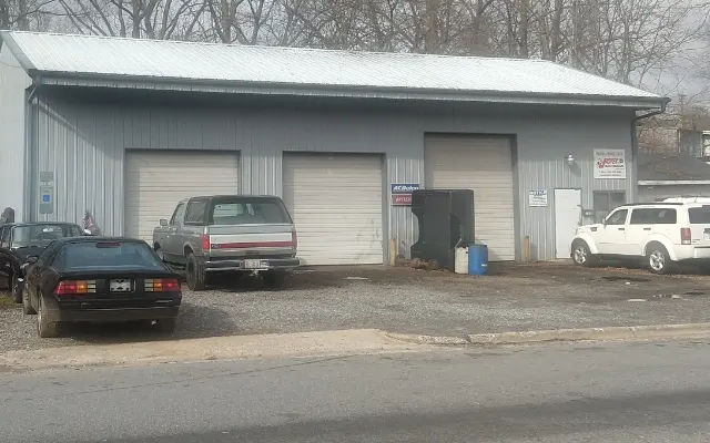 Photo of Foothills Service Center Inc., an auto repair shop in Morganton, NC