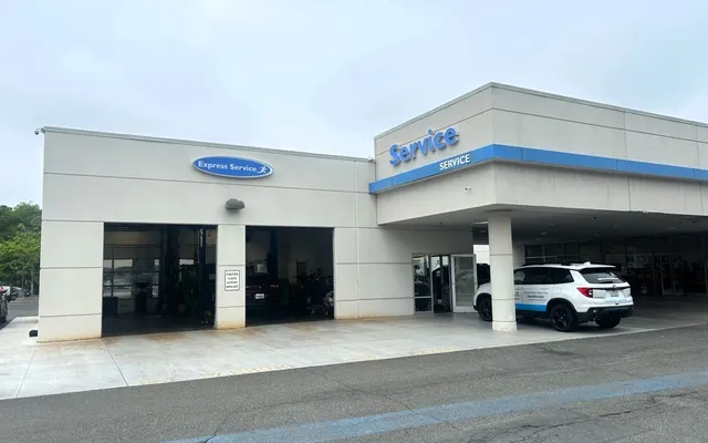 Photo of Honda of Huntersville Service, an auto repair shop in Huntersville, NC