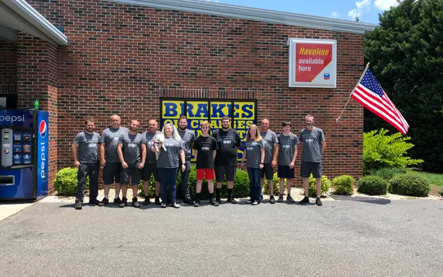 Photo of Dickinson Service Center, an auto repair shop in Hickory, NC