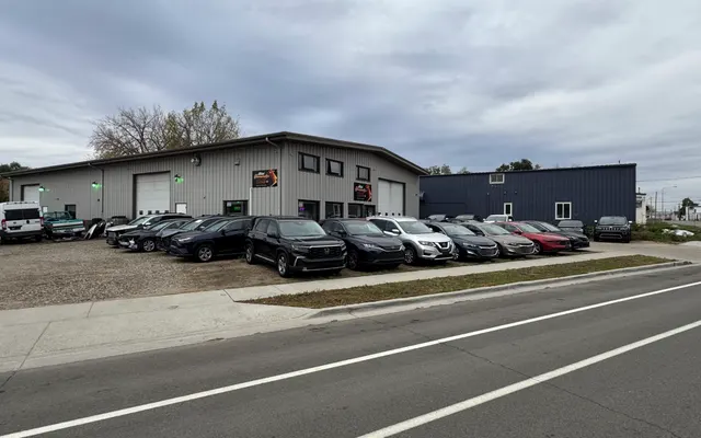 Photo of Bilal Auto Sales معرض و ورشه بلال لتصليح جميع انواع السيارات, an auto repair shop in Fargo, ND