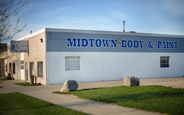 Photo of Midtown Body and Paint, an auto repair shop in Lincoln, NE