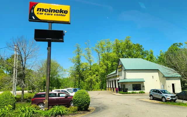 Photo of Meineke Car Care Center, an auto repair shop in Rochester, NH
