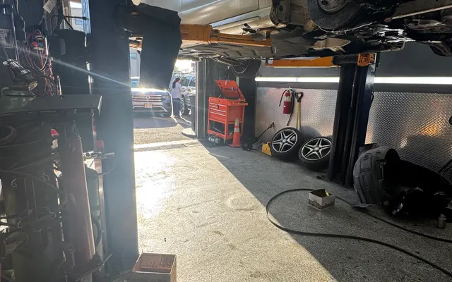 Photo of Top Notch Auto & Emissions, an auto repair shop in Paterson, NJ