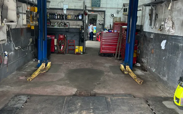 Photo of LJ Auto Repairs llc, an auto repair shop in Edison, NJ
