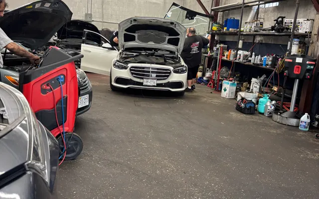 Photo of ADECAR AUTO REPAIR, an auto repair shop in Elizabethport, NJ