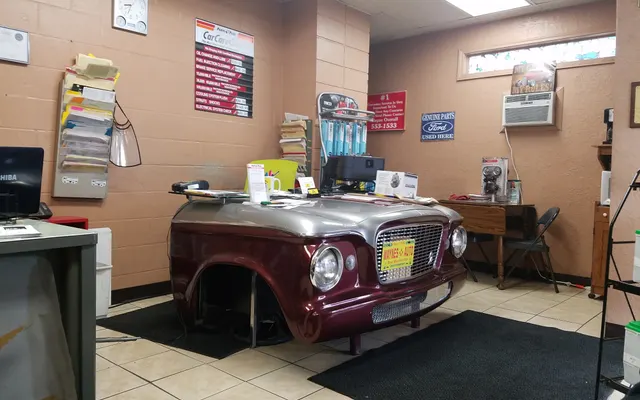 Photo of Overall Services Inc., an auto repair shop in Albuquerque, NM
