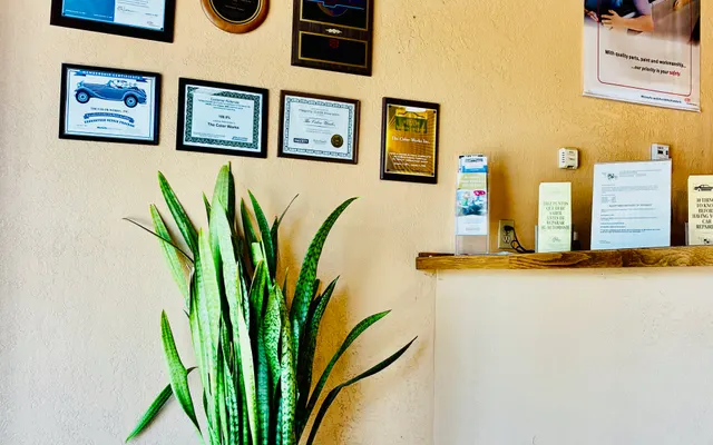 Photo of The Color Works Inc., an auto repair shop in Los Lunas, NM