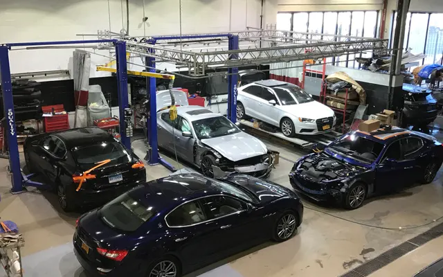 Photo of Rojo Collision, an auto repair shop in Brooklyn, NY