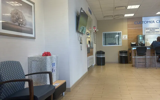 Photo of The New Babylon Honda Service & Parts, an auto repair shop in West Babylon, NY