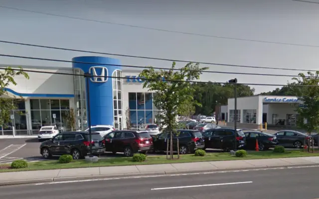 Photo of Apple Honda Service, an auto repair shop in Riverhead, NY