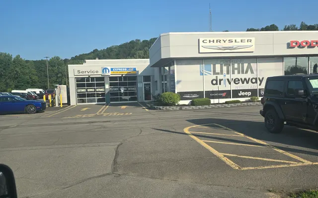 Photo of Chrysler Dodge Jeep Ram of Utica Service Center, an auto repair shop in Yorkville, NY