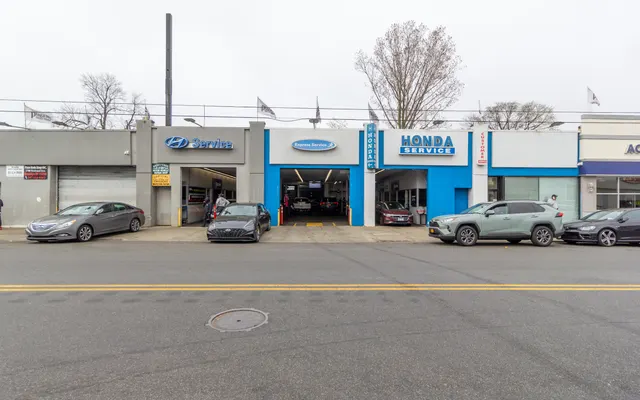 Photo of Plaza Hyundai Service, an auto repair shop in Brooklyn, NY