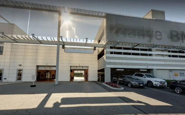 Photo of Rallye BMW Service, an auto repair shop in Westbury, NY
